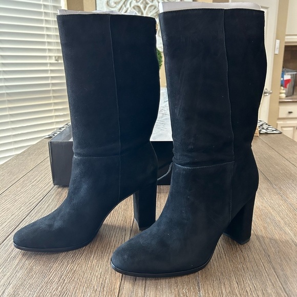 Lauren Ralph Lauren Artizan II Mid Calf Suede Boots. New in box. Never worn. - Picture 5 of 12